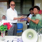 Mr. Tatnell presented stethoscopes, aluminium water bottles and torches to be distributed to clinics throughout the province.
