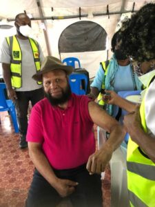 Governor gets the vaccine