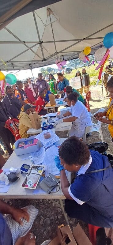 Health Officials providing health services and awareness to the general public in Mt Hagen