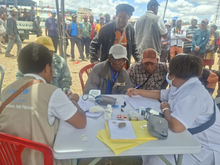 Sr Rondoke and Ilai offer essential health care services to the general public in town during the World Heart Day celebration.