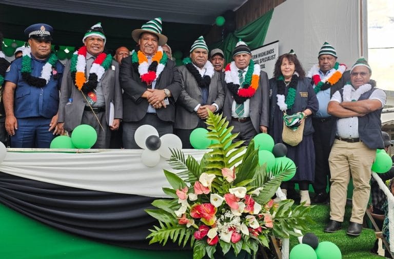 Acting CEO for the Western Highlands PHA Ms Jane Holden, posing with Chairman Sam Koim, WHP Governor Wai Rapa, Health Secretary Pascoe Kase, and other delegates for a group photo after the opening of the Radiology Suite